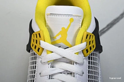 Hyperoad Air “VividSulfur” WMNS Jordan 4 0831